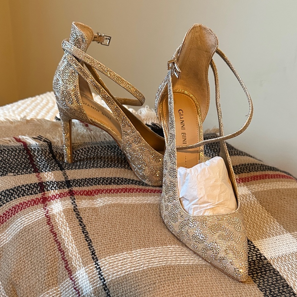Gianni Bini Sparkling Gold Heels
